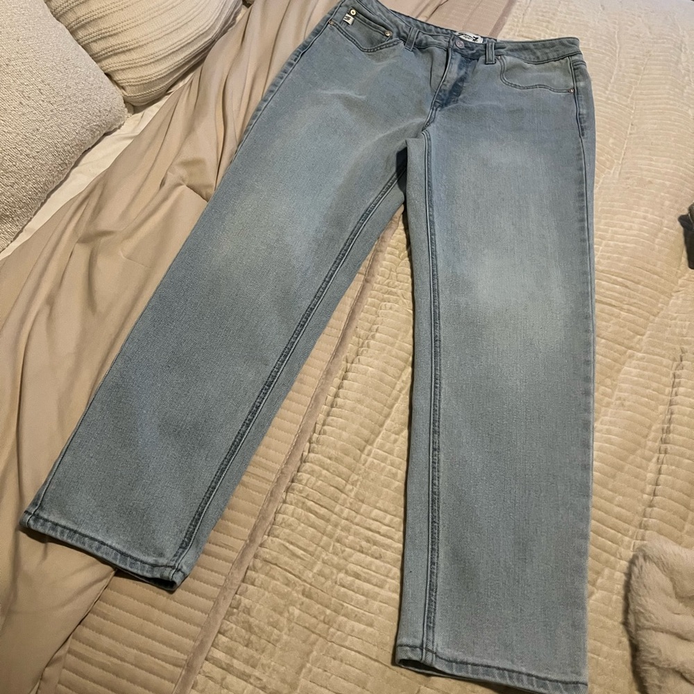 Seven7 Women’s  Denim Straight Jeans in Light Blue